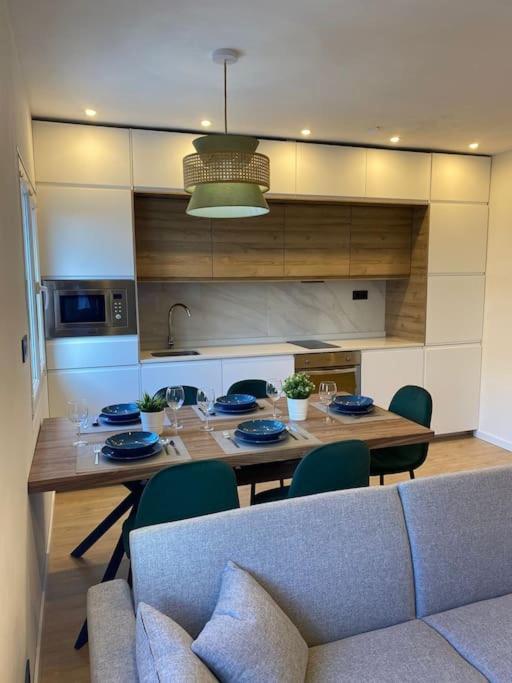 176A Apto Moderno De 3 Habitaciones Gijón Esterno foto